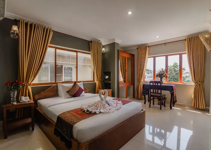 20th Street Serviced 3*
