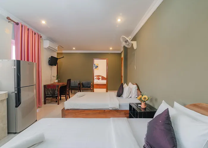 20th Street Serviced 3*